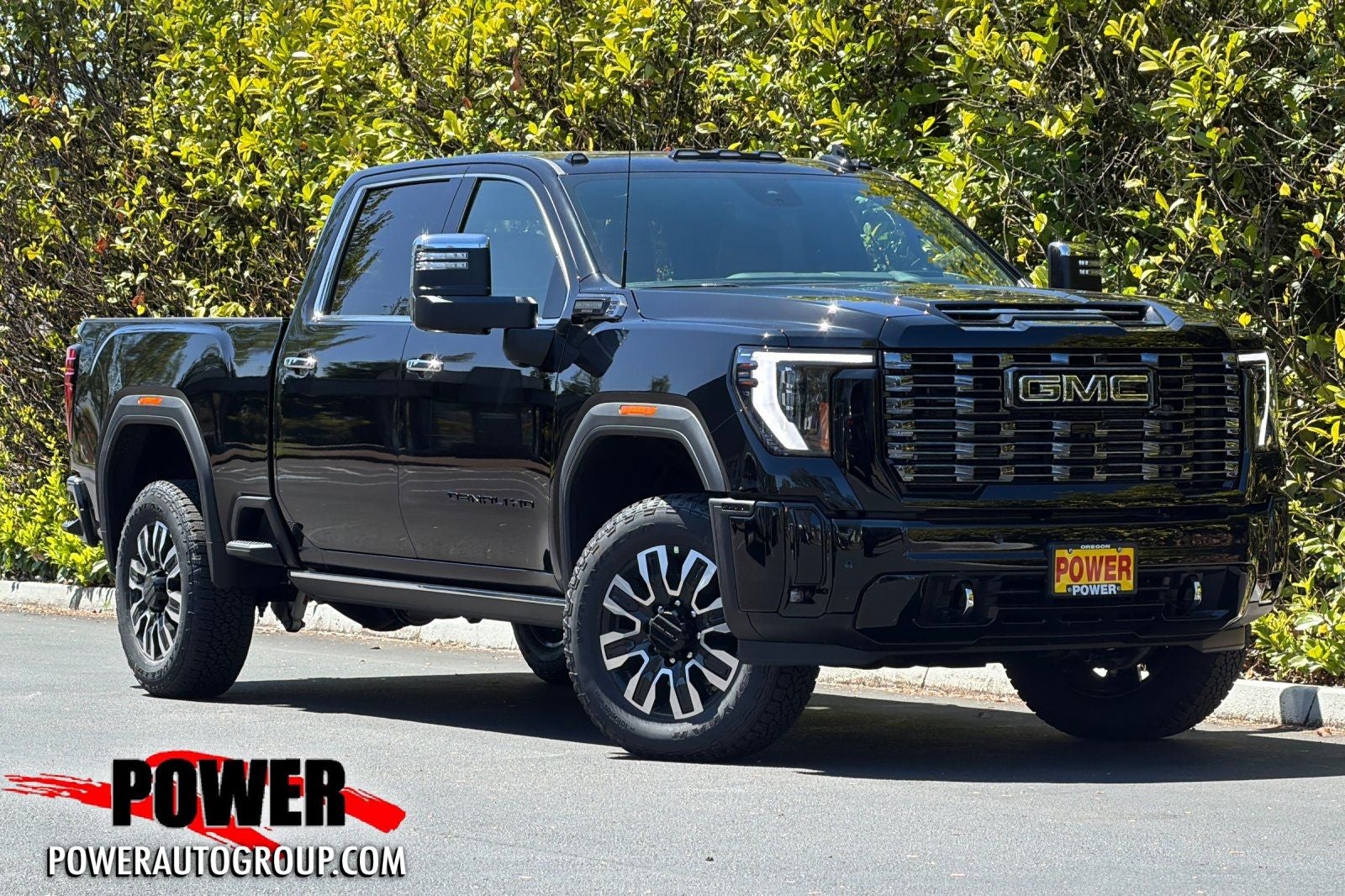 2026 GMC Sierra 4WD Crew Cab Long Box Denali Ultimate's photo