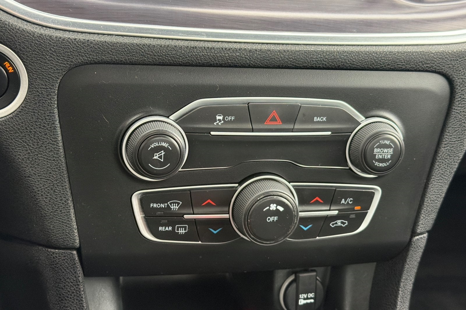 2015 Dodge Charger SE