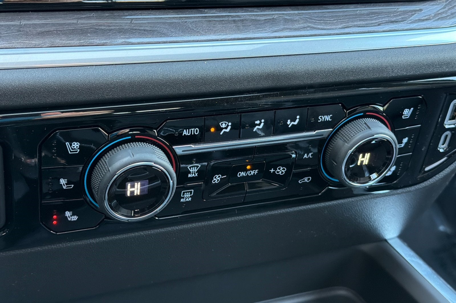 2026 Chevrolet Silverado 3500HD LTZ