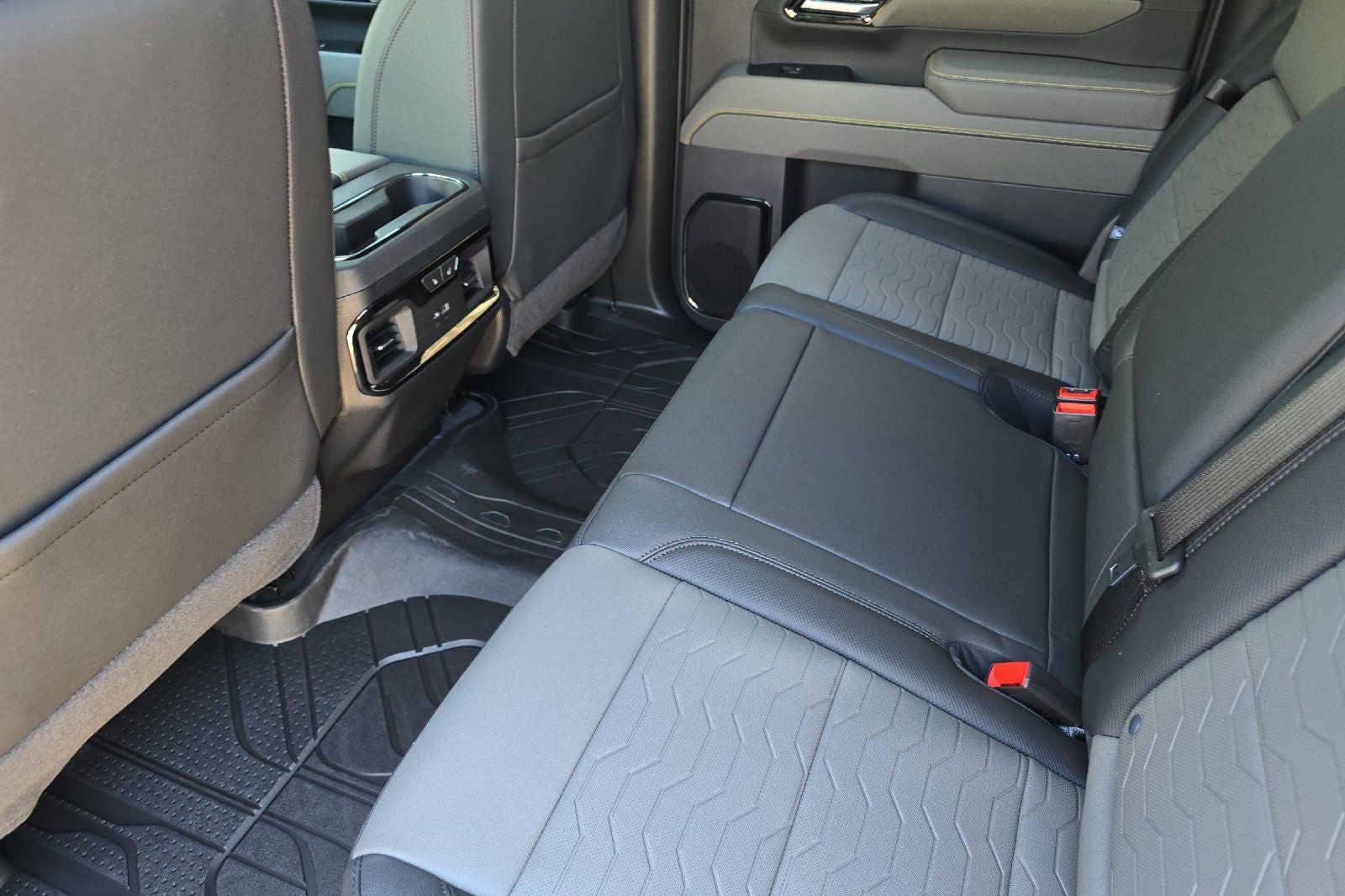 2026 Chevrolet Silverado 2500HD ZR2