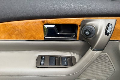 2012 Lincoln MKX Base