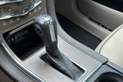 2012 Lincoln MKX Base