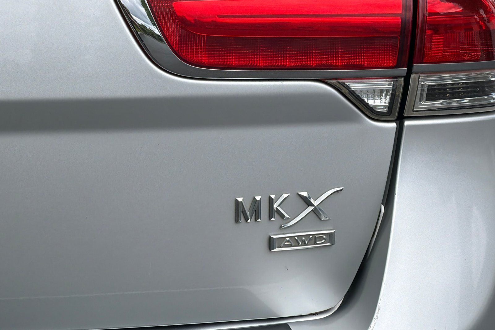 2012 Lincoln MKX Base