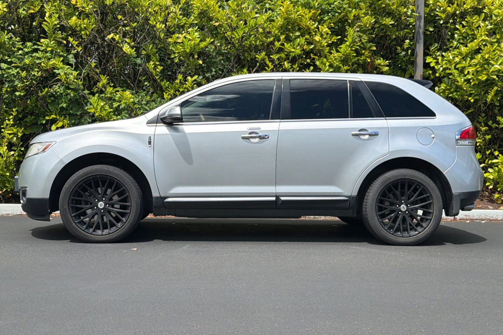 2012 Lincoln MKX Base