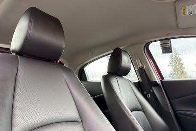 2020 Toyota Yaris XLE