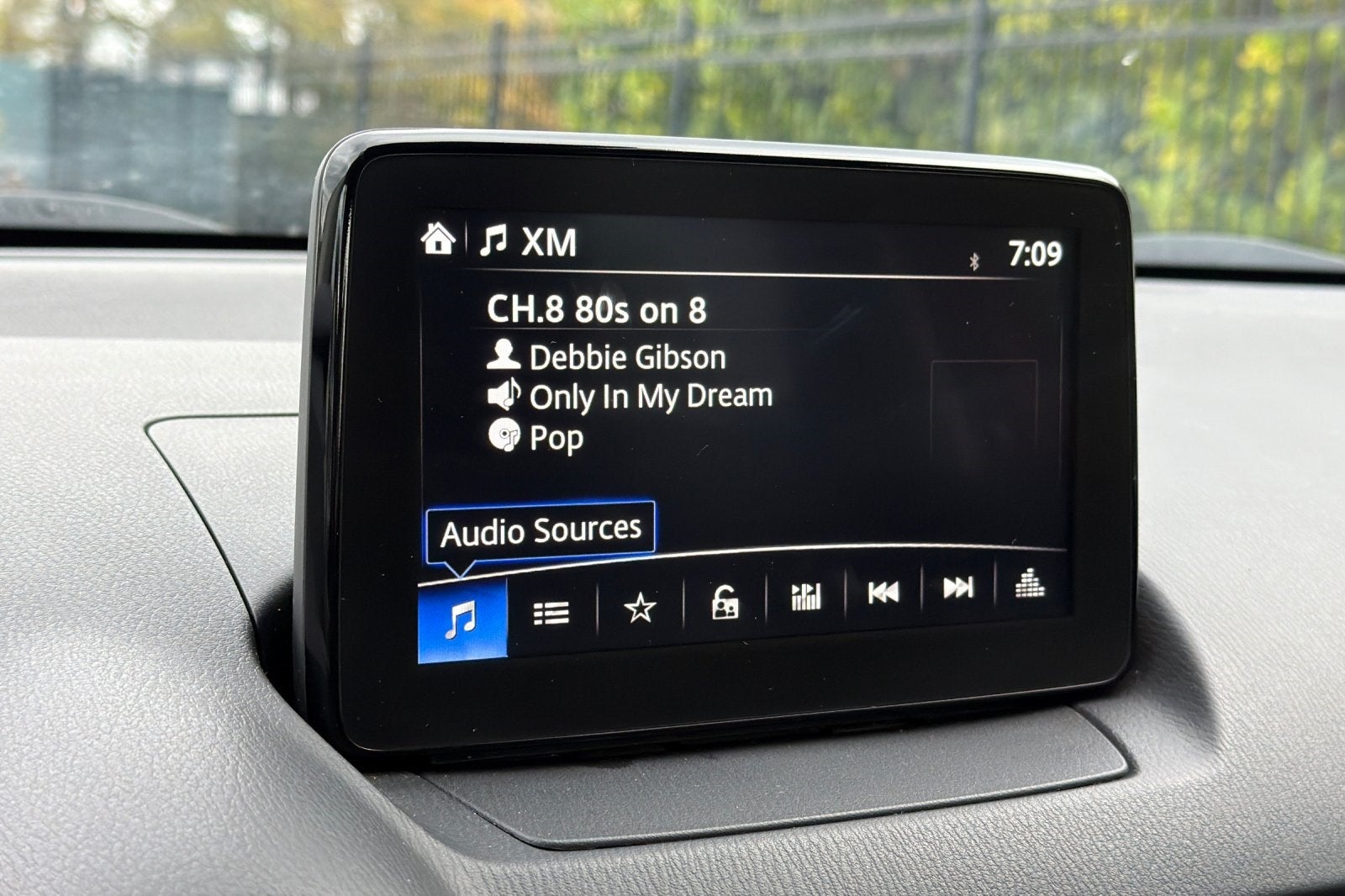 2020 Toyota Yaris XLE