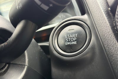 2020 Toyota Yaris XLE