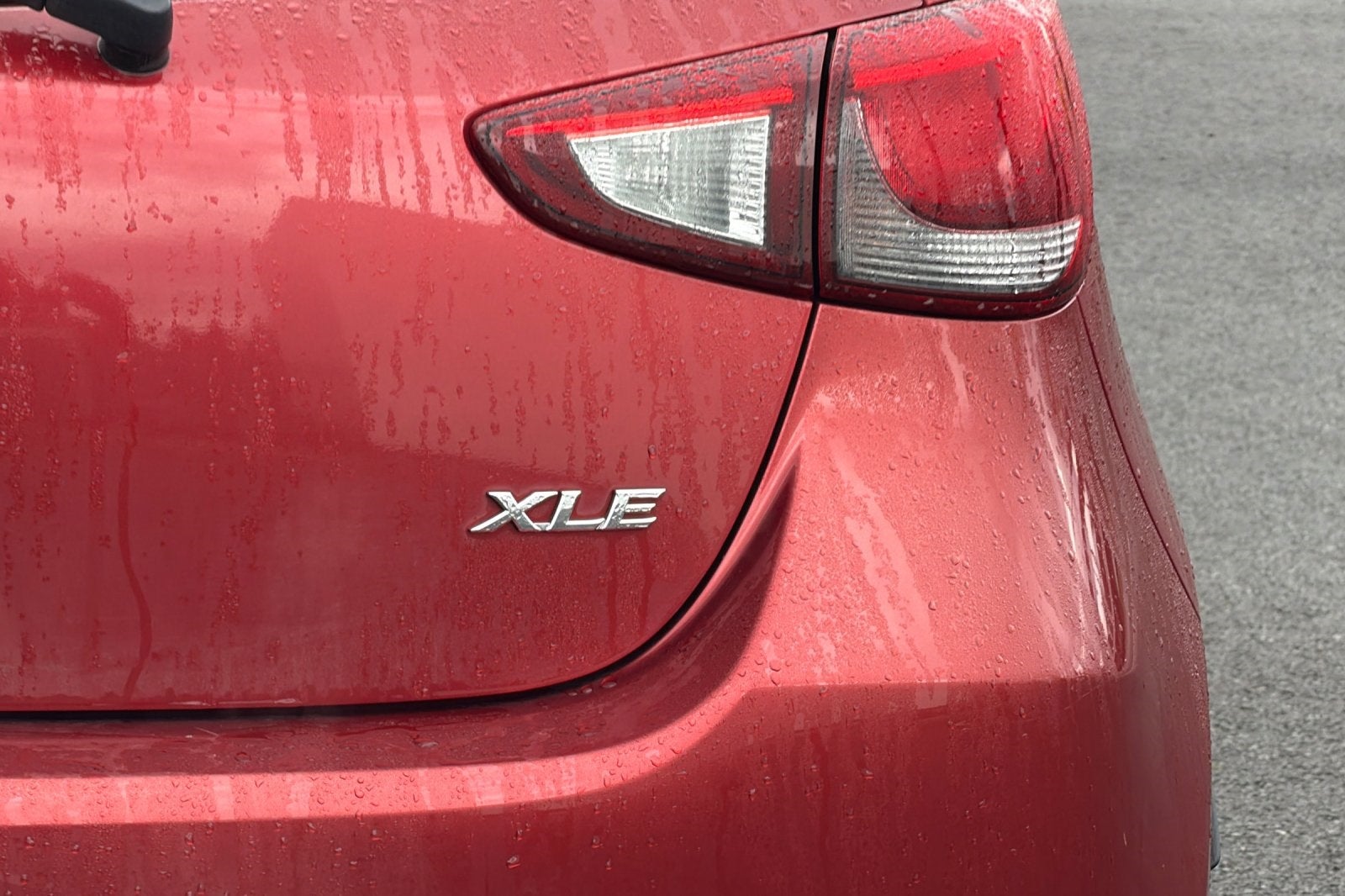 2020 Toyota Yaris XLE