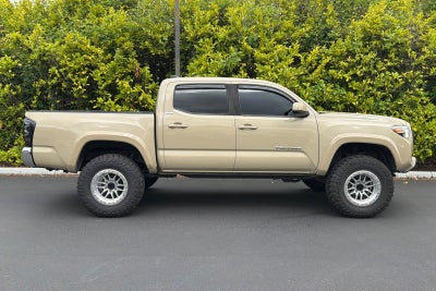 2019 Toyota Tacoma SR5 V6