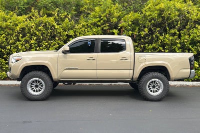 2019 Toyota Tacoma SR5 V6