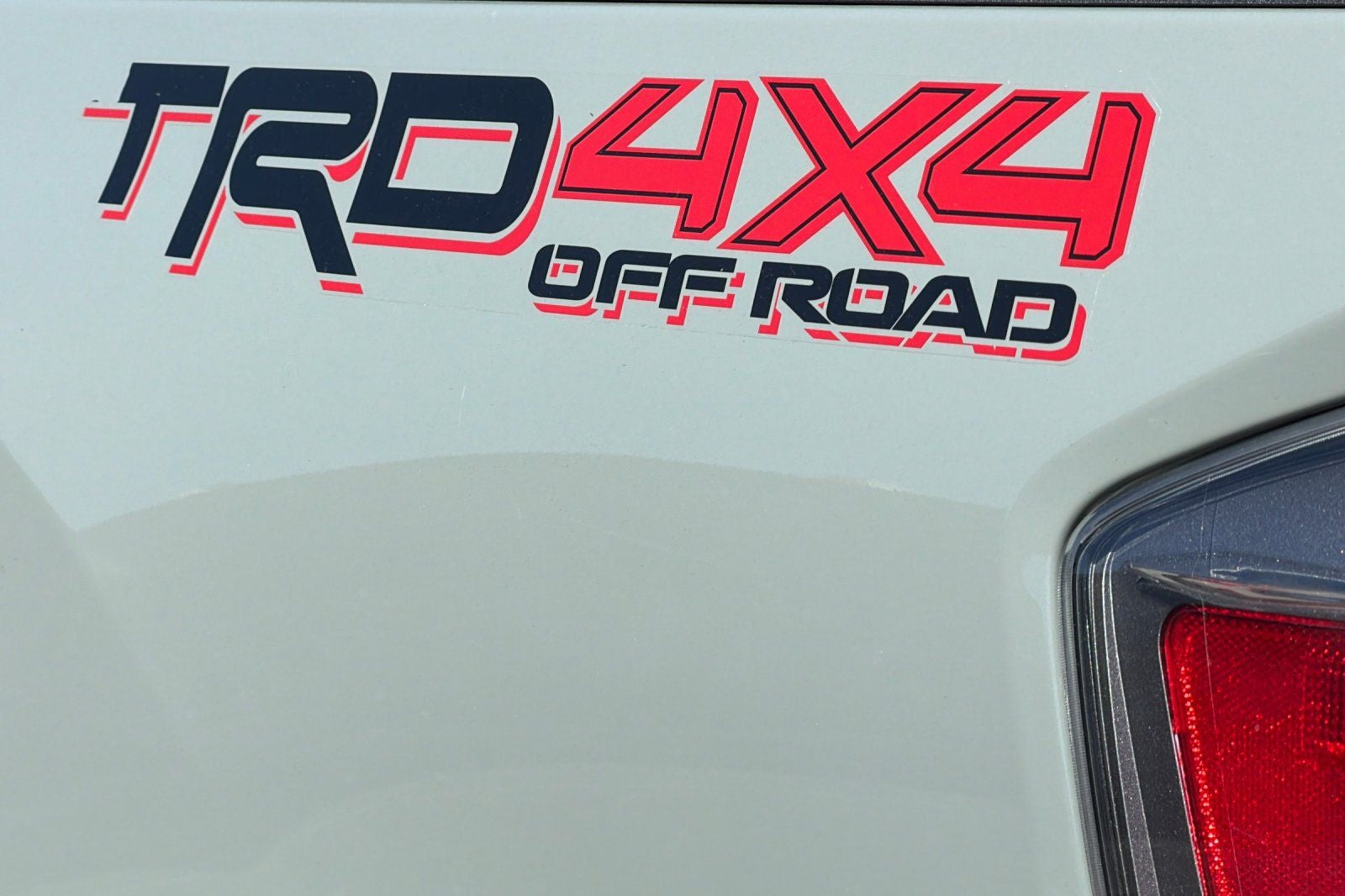2022 Toyota Tacoma TRD Off-Road V6