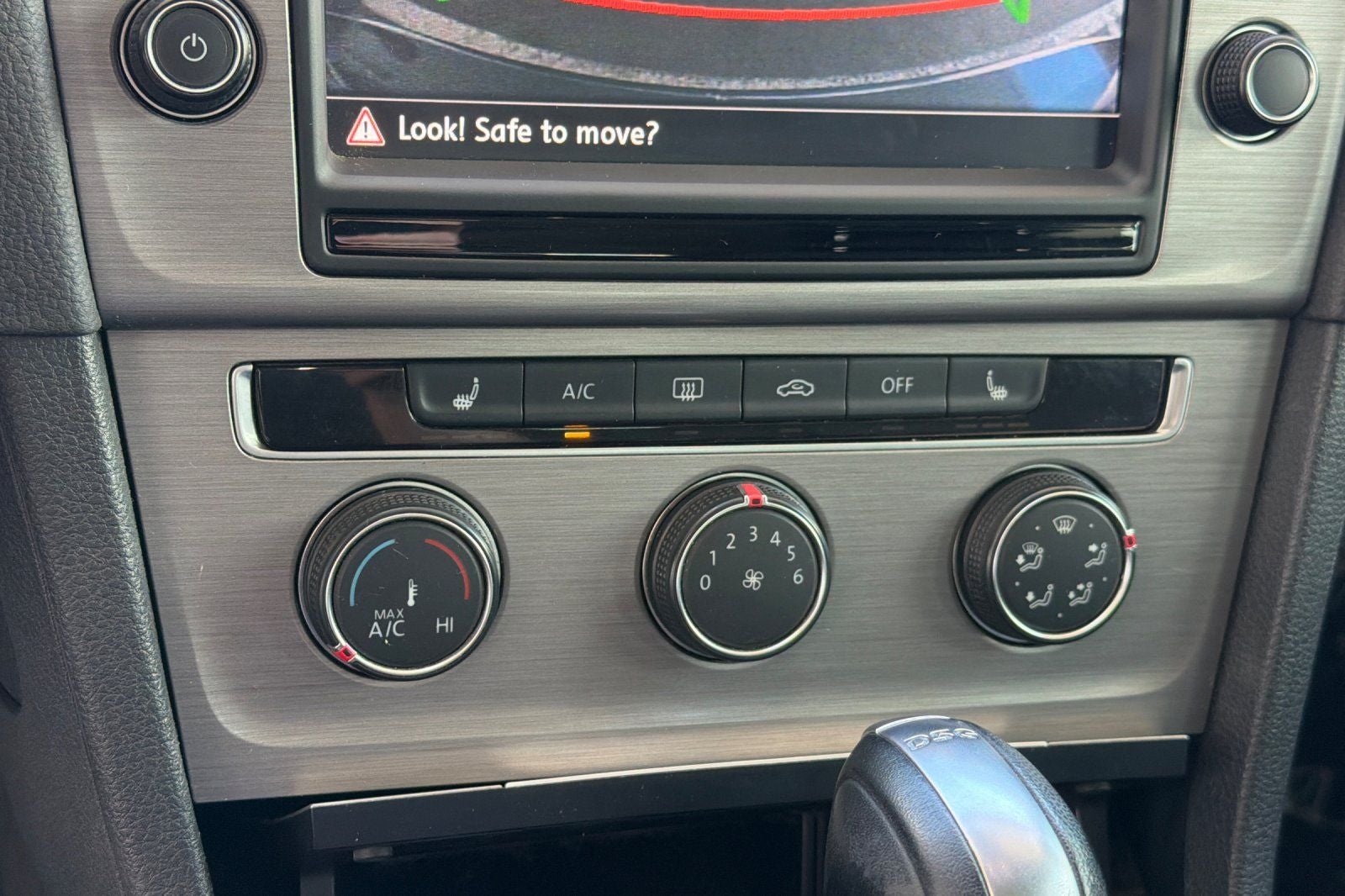 2015 Volkswagen Golf SportWagen SEL TDI