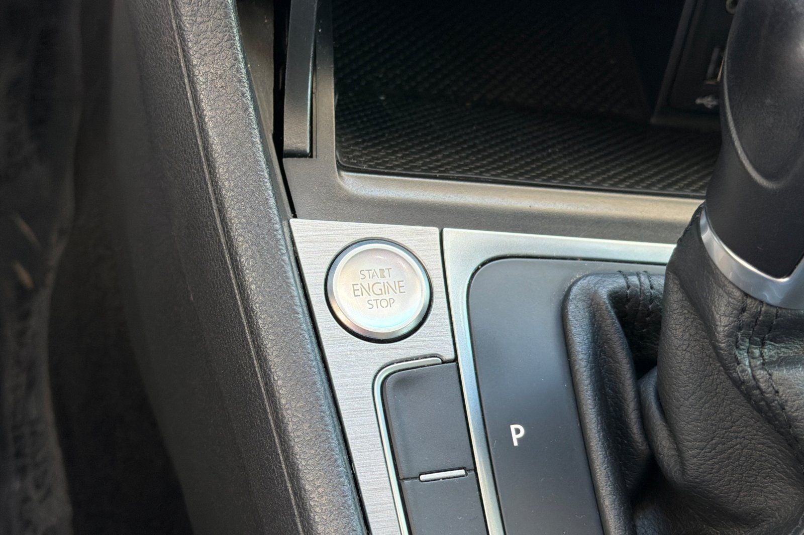 2015 Volkswagen Golf SportWagen SEL TDI