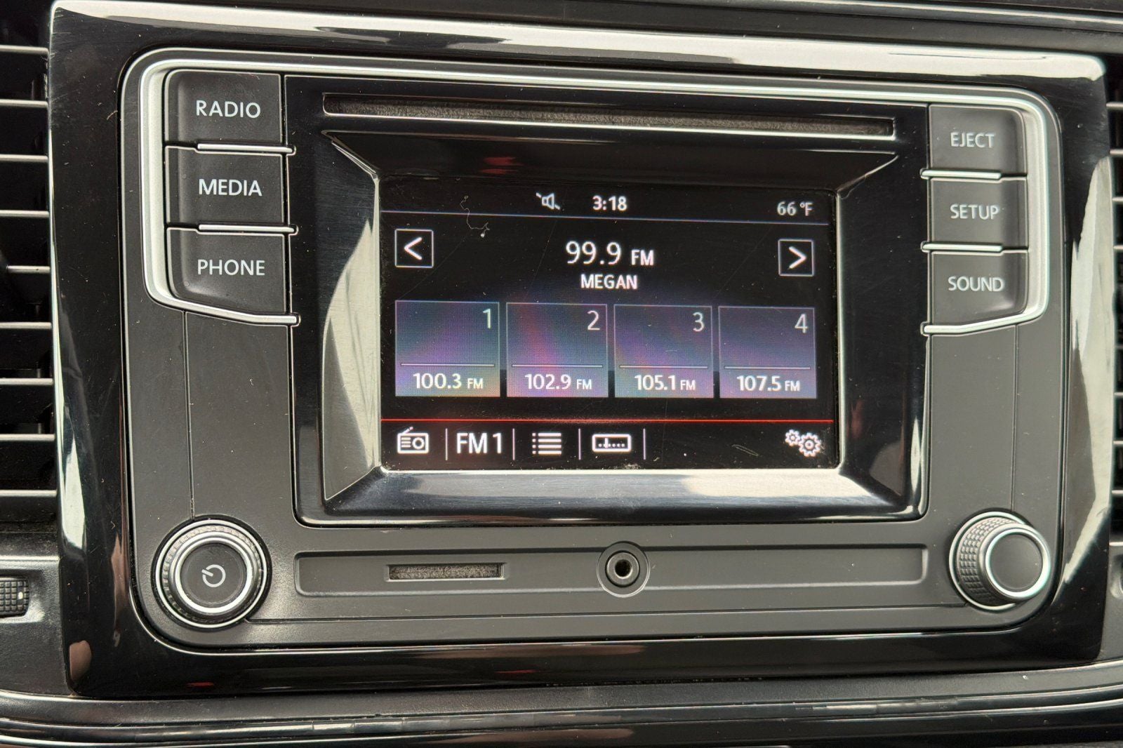 2017 Volkswagen Beetle 1.8T S