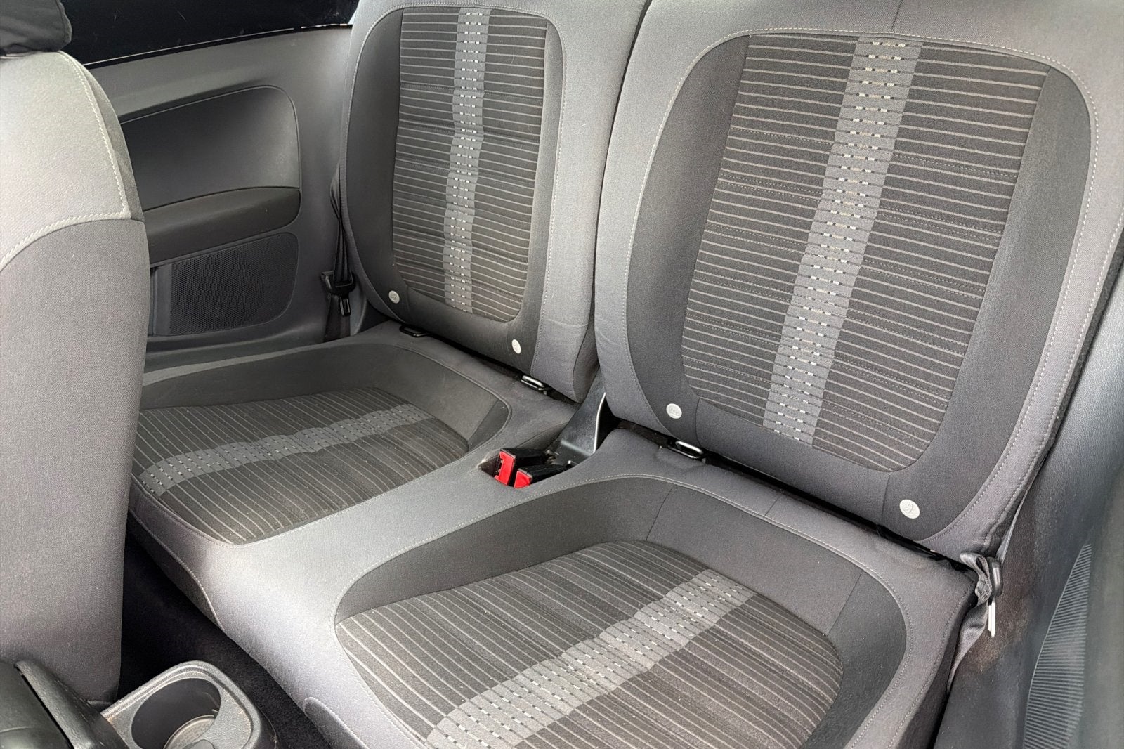 2014 Volkswagen Beetle 2.0T R-Line