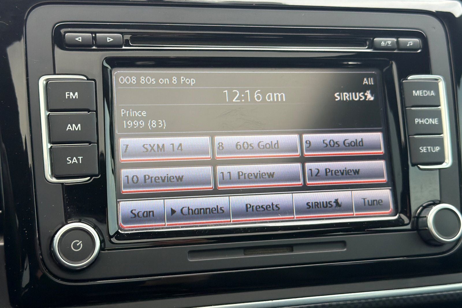 2014 Volkswagen Beetle 2.0T R-Line