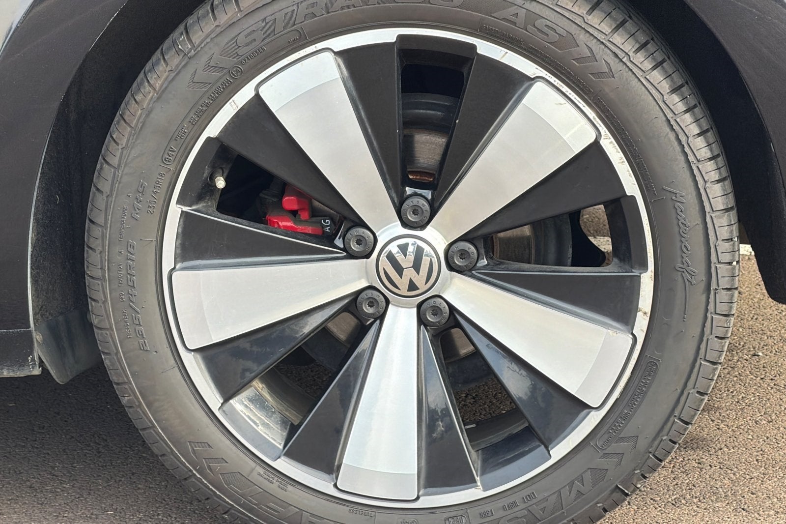 2014 Volkswagen Beetle 2.0T R-Line