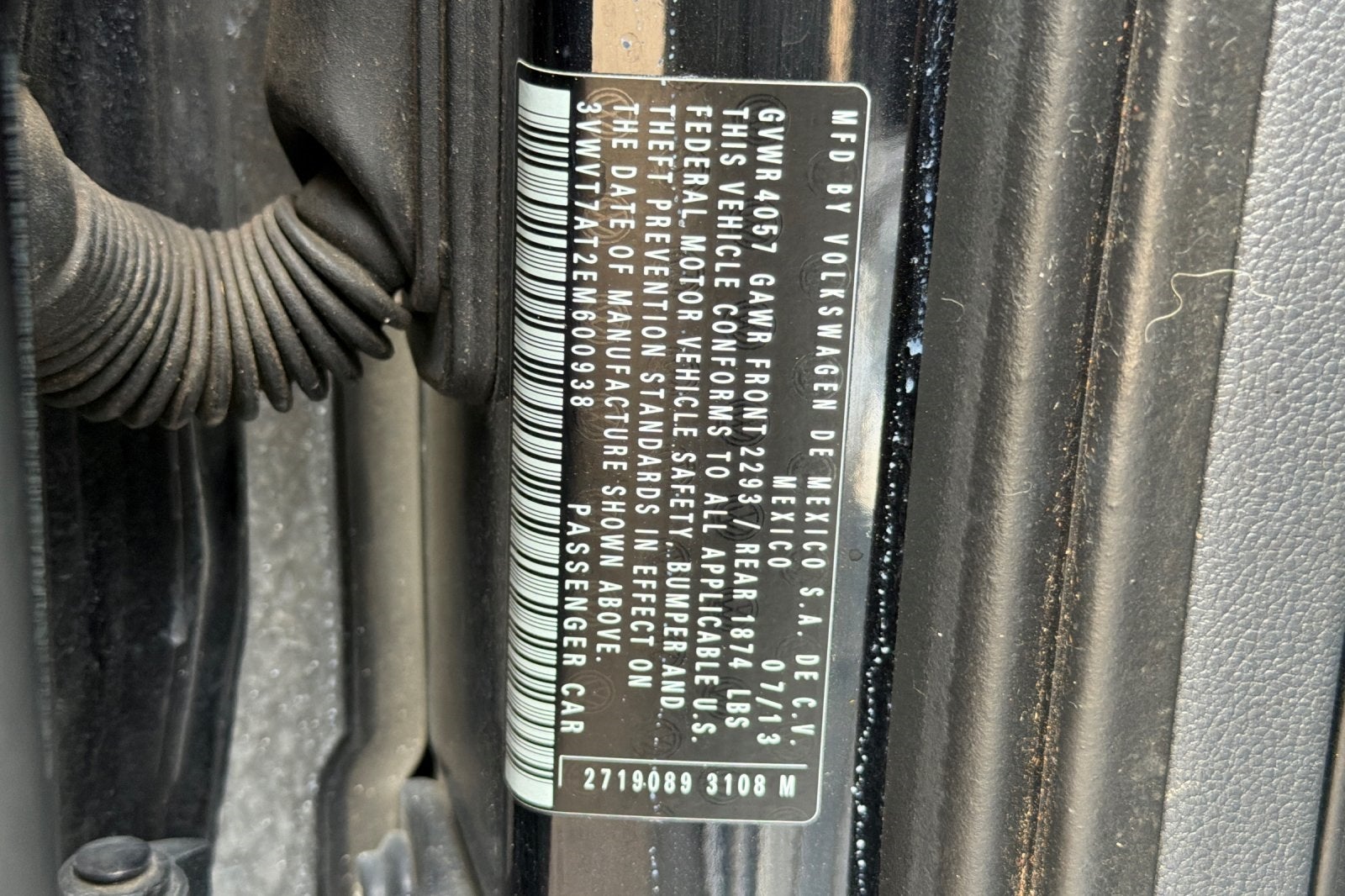 2014 Volkswagen Beetle 2.0T R-Line