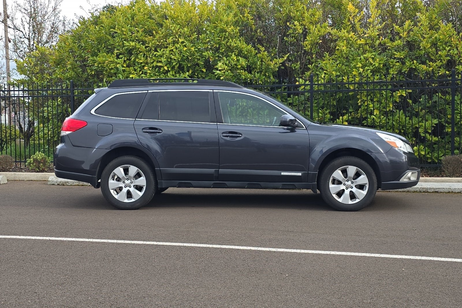 2011 Subaru Outback 2.5i Limited