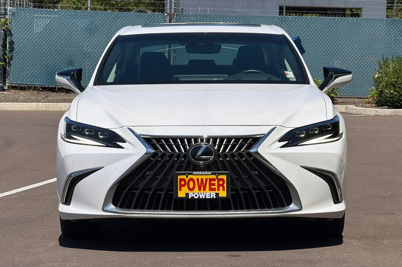 2024 Lexus ES 300h Luxury