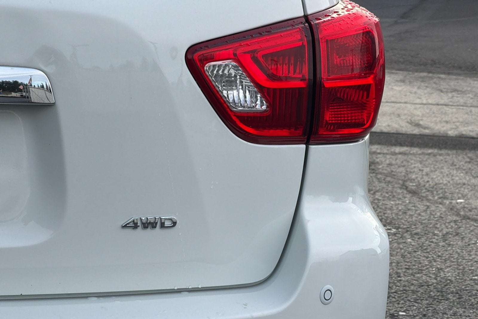 2019 Nissan Pathfinder S