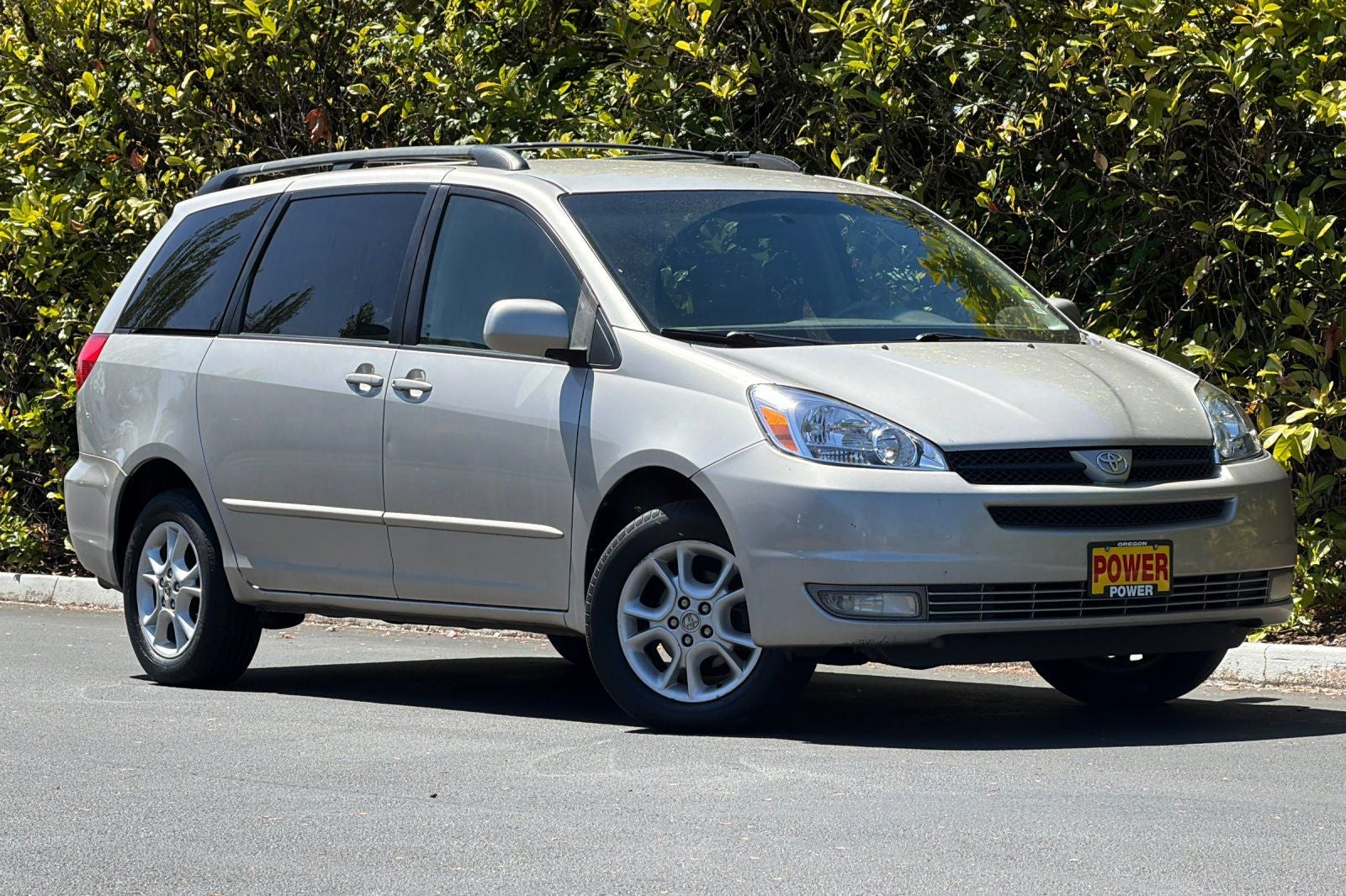 2004 Toyota Sienna XLE