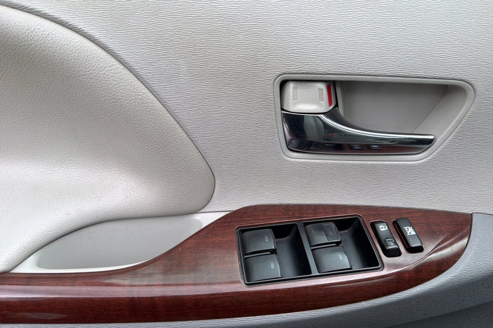 2013 Toyota Sienna XLE 7 Passenger
