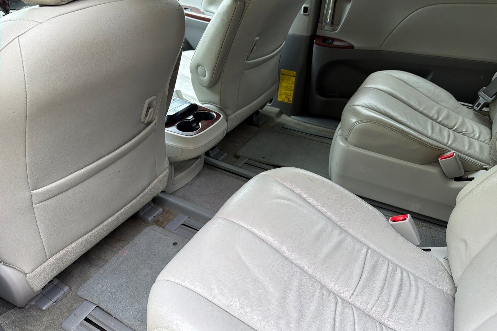 2013 Toyota Sienna XLE 7 Passenger
