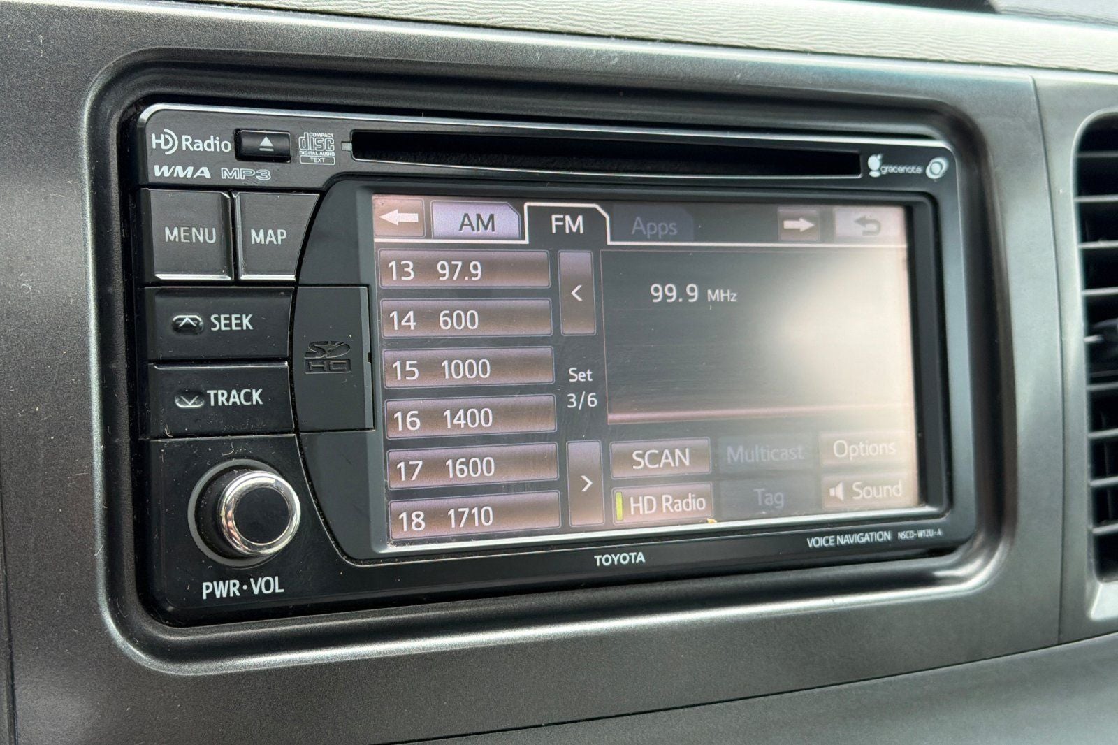 2013 Toyota Sienna XLE 7 Passenger