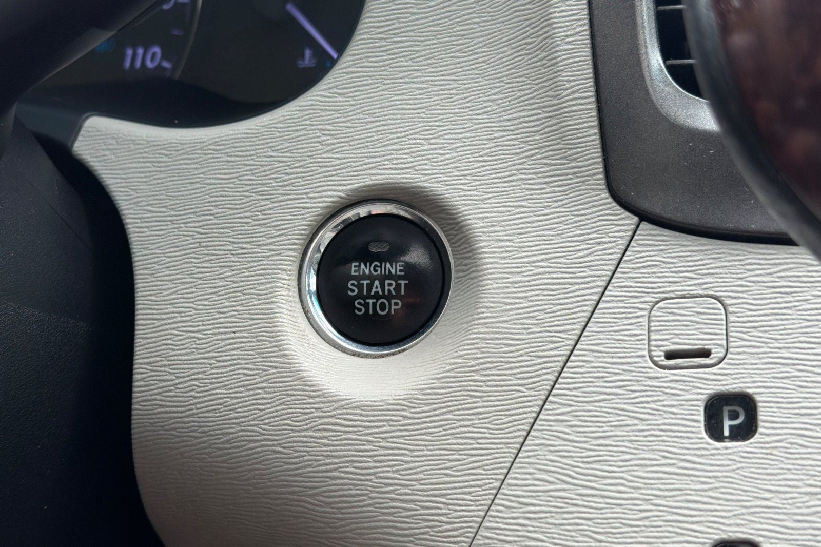 2013 Toyota Sienna XLE 7 Passenger