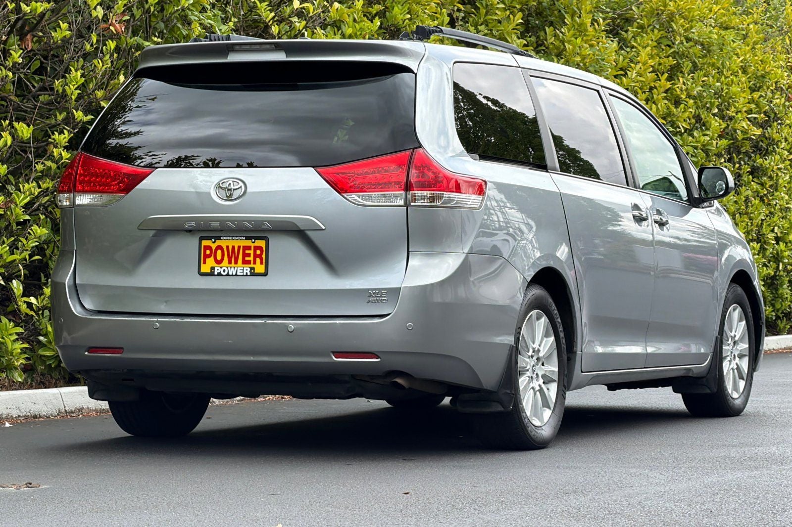 2013 Toyota Sienna XLE 7 Passenger