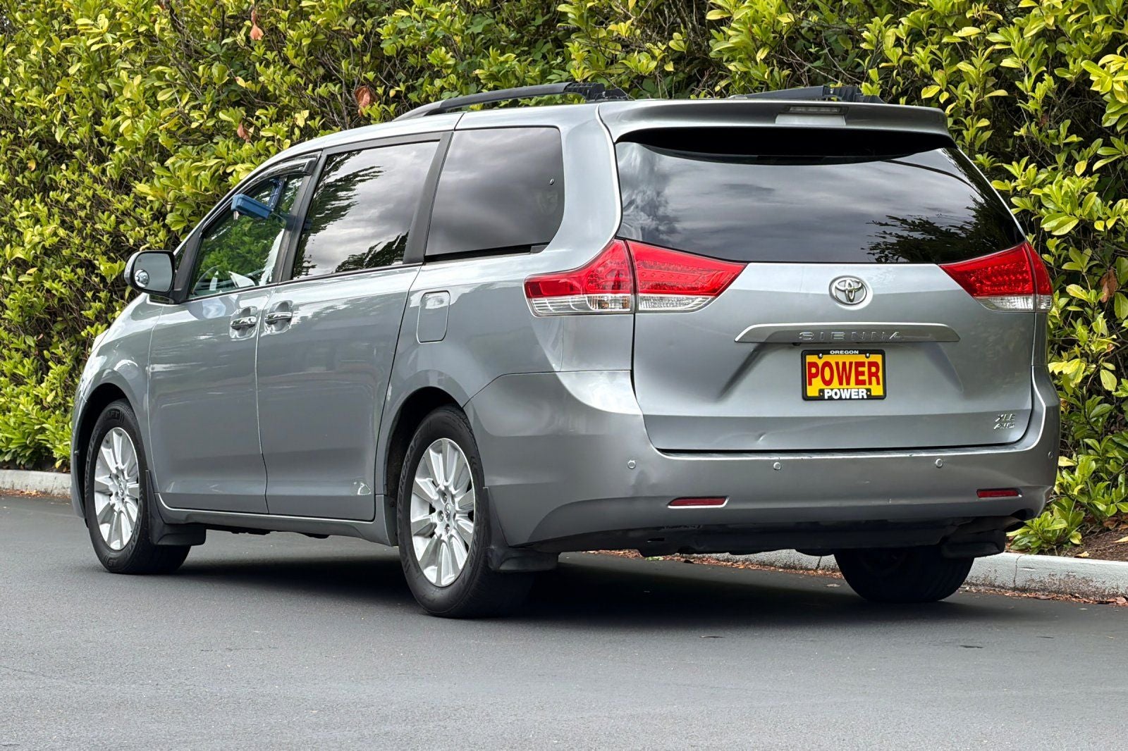 2013 Toyota Sienna XLE 7 Passenger