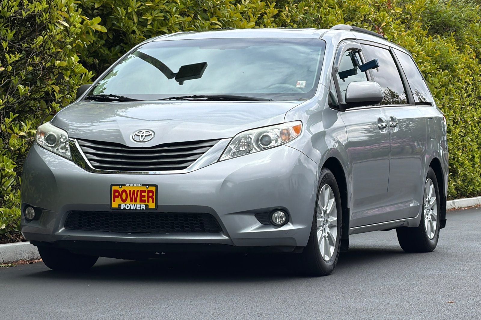2013 Toyota Sienna XLE 7 Passenger