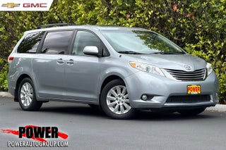 2013 Toyota Sienna XLE 7 Passenger