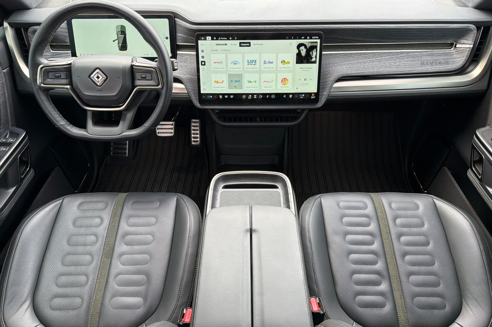 2023 Rivian R1S Adventure