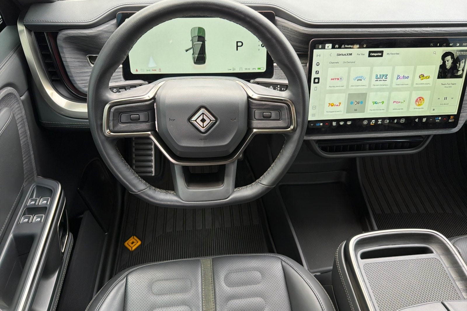 2023 Rivian R1S Adventure