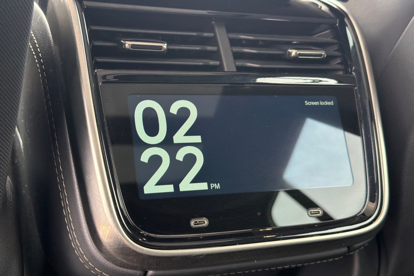 2023 Rivian R1S Adventure