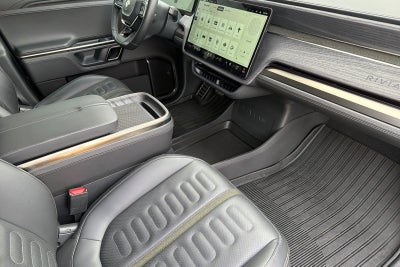 2023 Rivian R1S Adventure