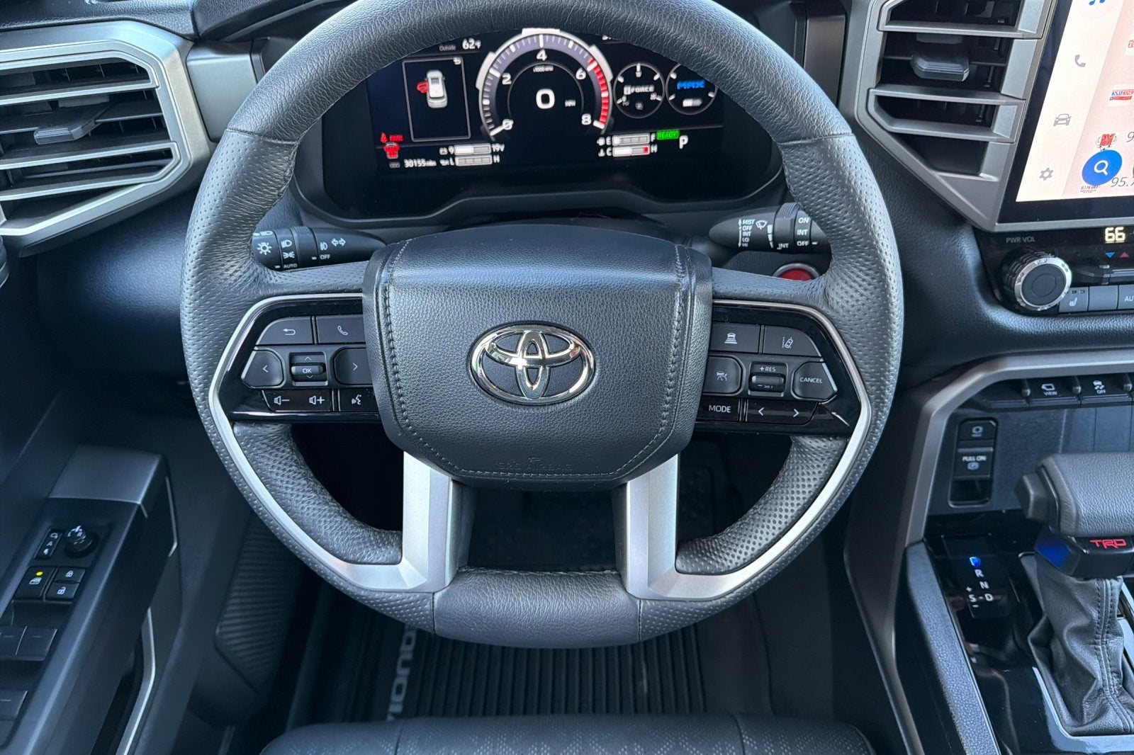 2024 Toyota Sequoia SR5