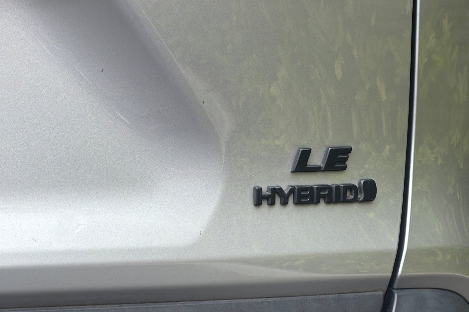 2022 Toyota RAV4 Hybrid LE