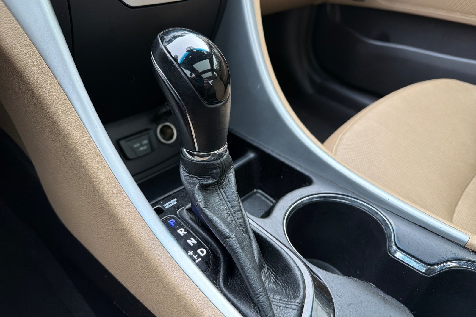 2012 Hyundai Sonata Hybrid Base