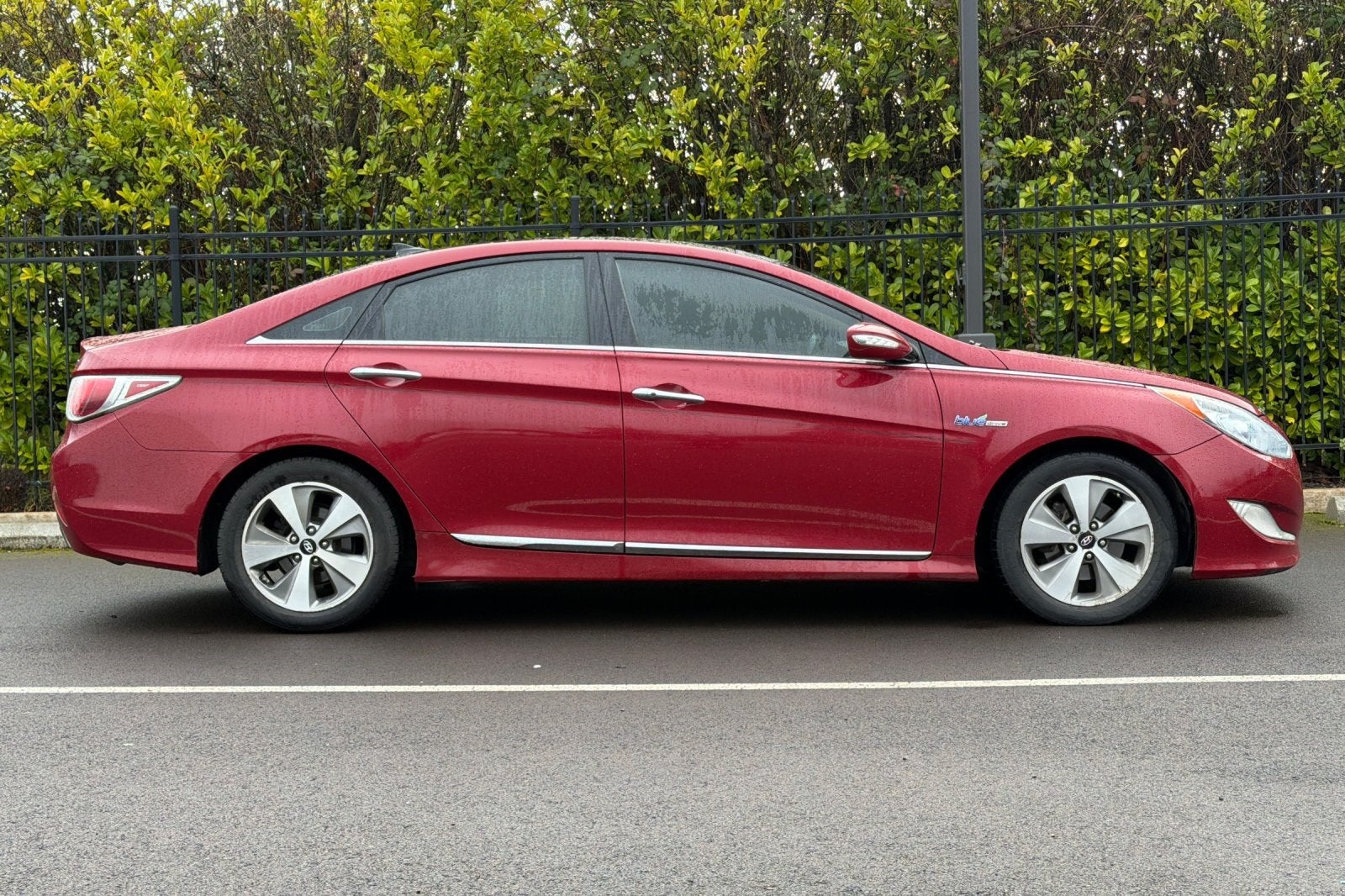 2012 Hyundai Sonata Hybrid Base