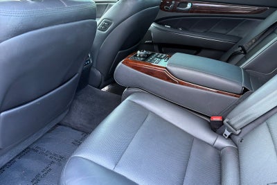 2016 Hyundai Equus Signature