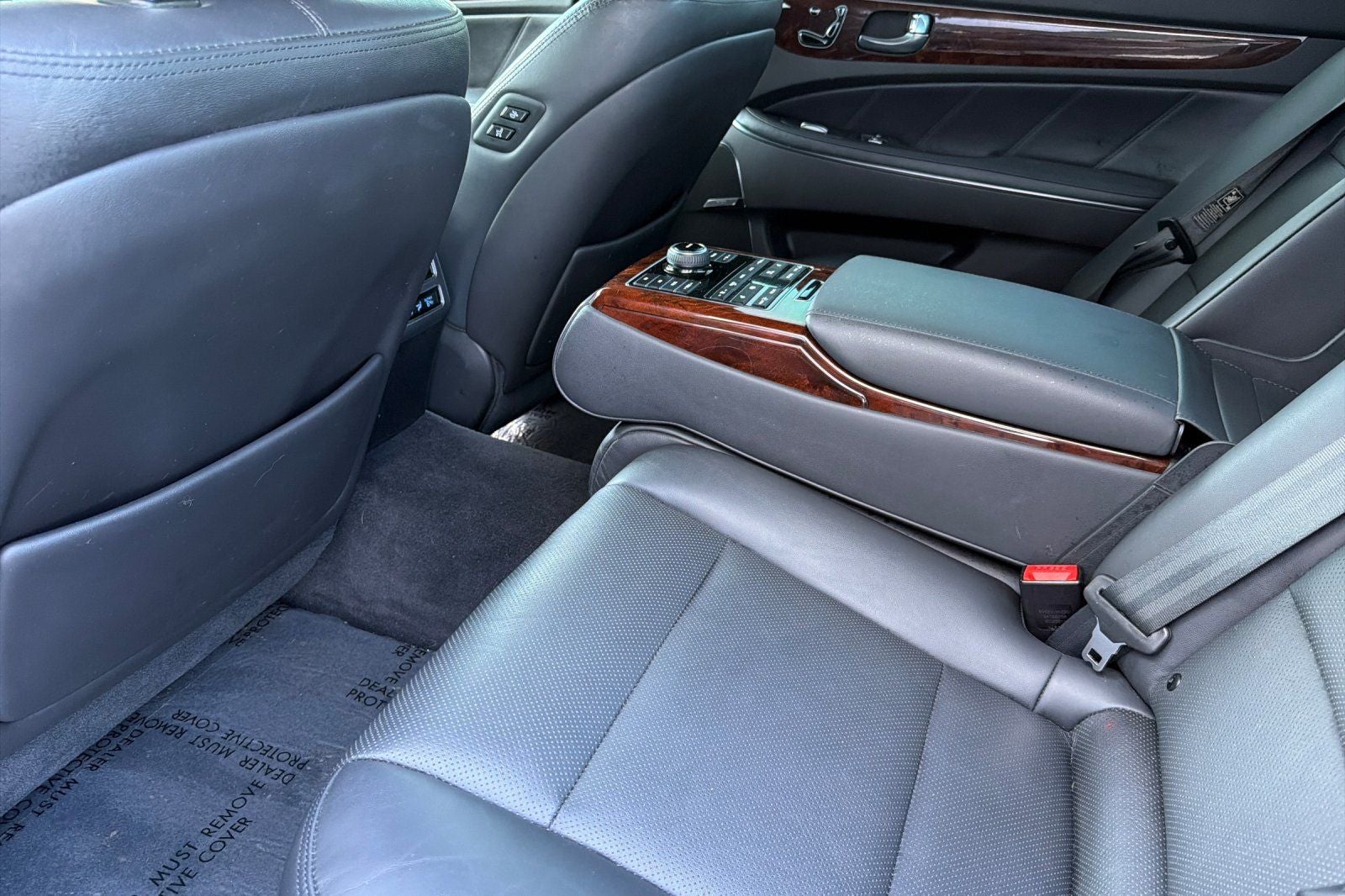 2016 Hyundai Equus Signature