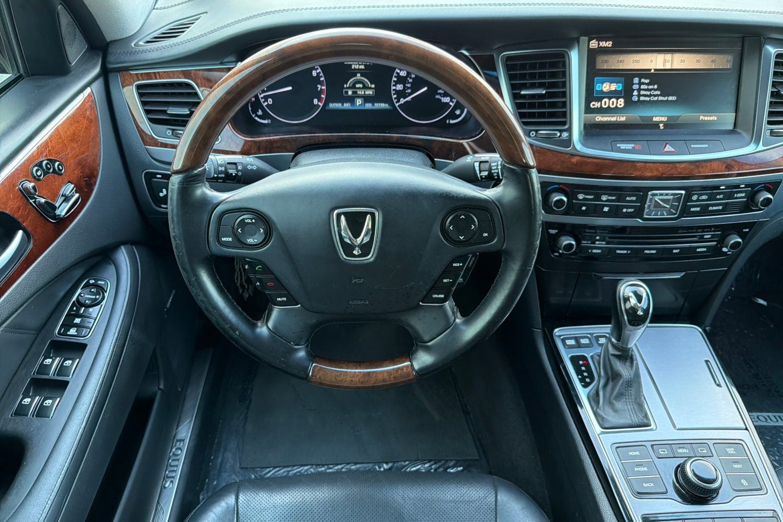 2016 Hyundai Equus Signature