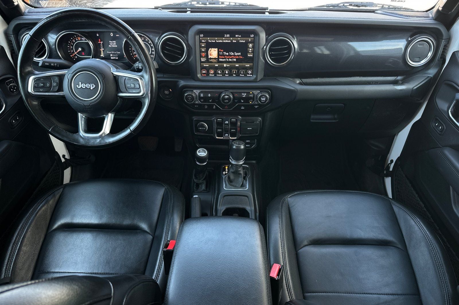 2022 Jeep Wrangler Unlimited Sahara Altitude