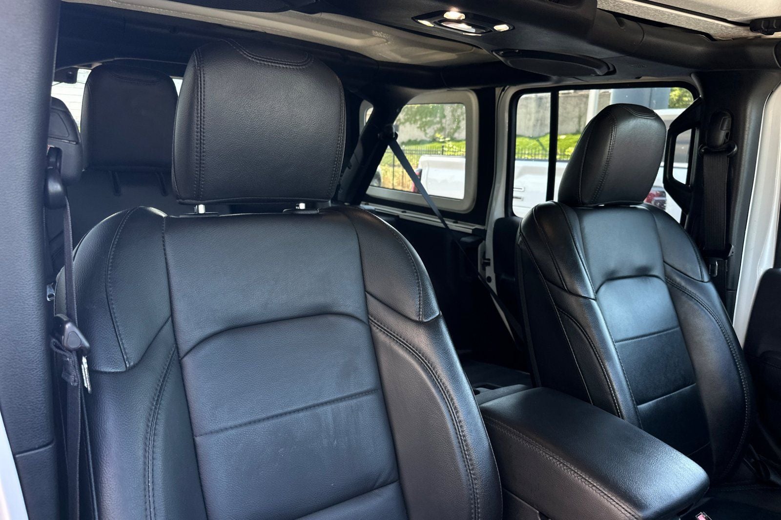 2022 Jeep Wrangler Unlimited Sahara Altitude
