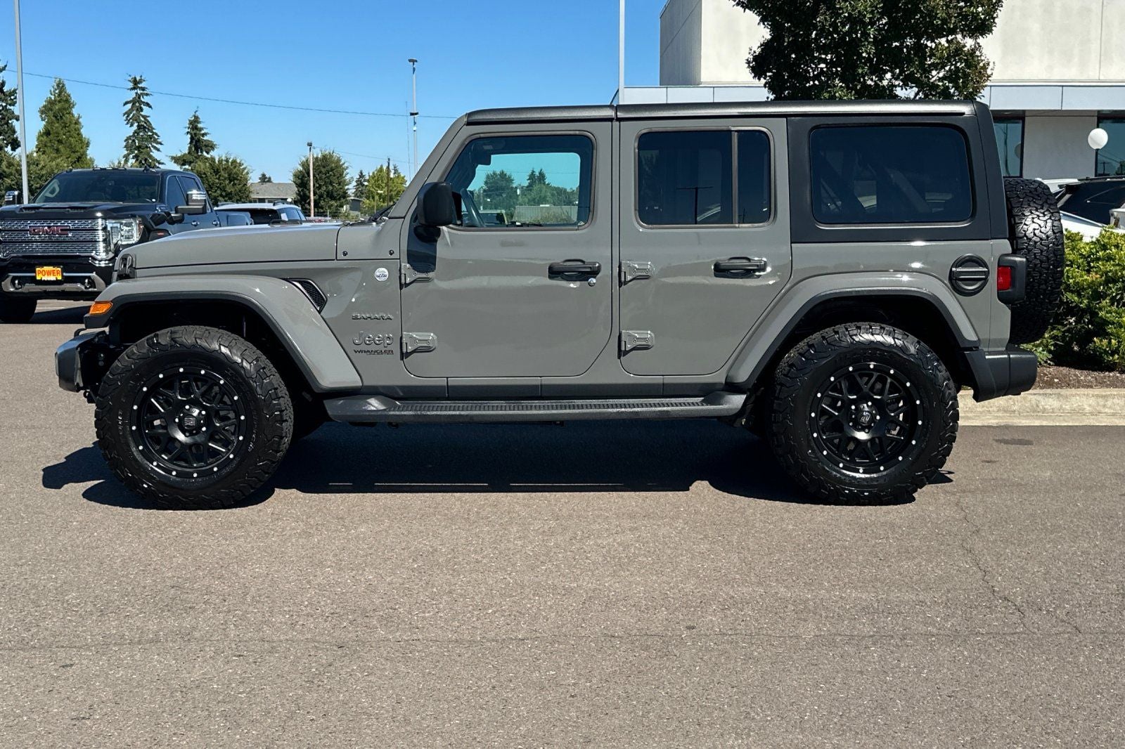 2020 Jeep Wrangler Unlimited Sahara
