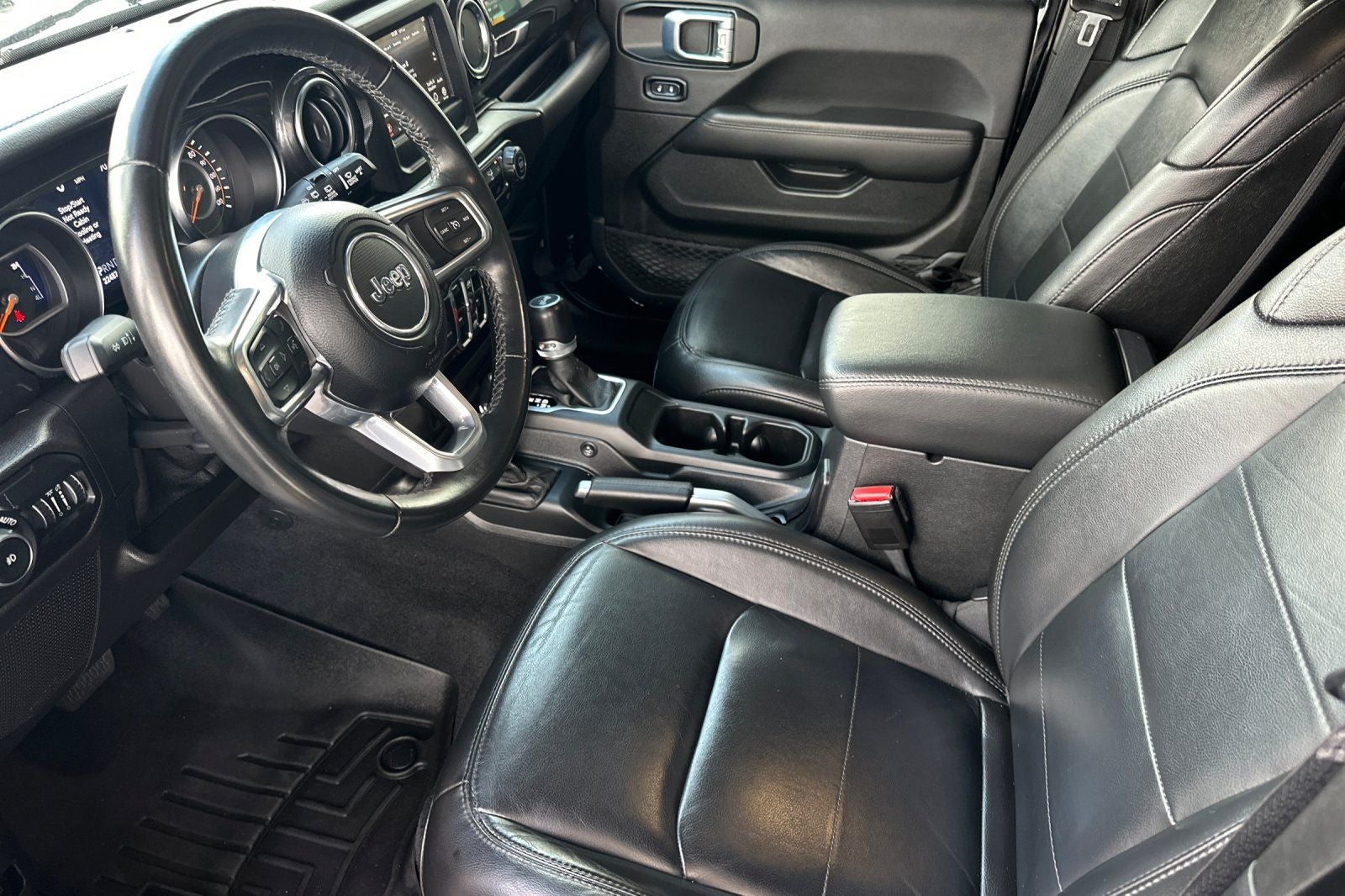 2021 Jeep Wrangler Unlimited Sahara Altitude