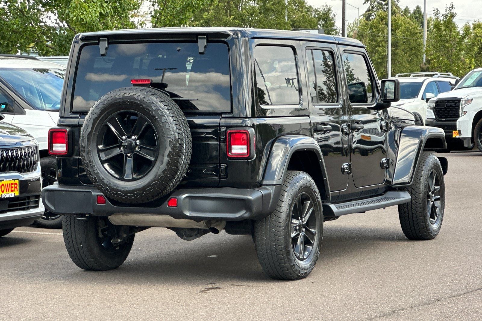 2021 Jeep Wrangler Unlimited Sahara Altitude